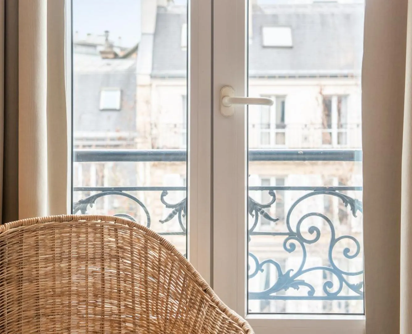 Hotel Avama Prony Parigi