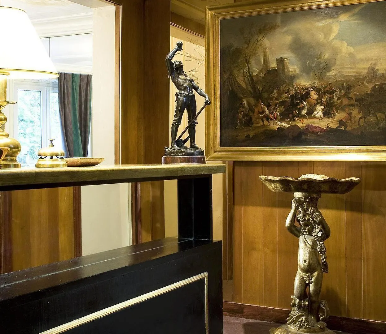 Hotel Avama Prony Parigi