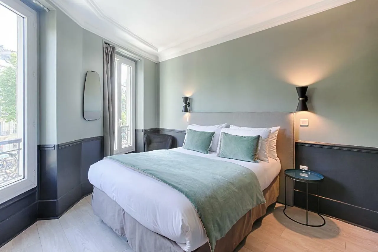 ***  Hotel Avama Prony Parigi Francia